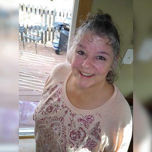 Meet your Posher, Roxann